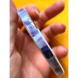 Vintage Pier 1 Imports Mother of Pearl Bangle Bracelet Lavender Shell NOS